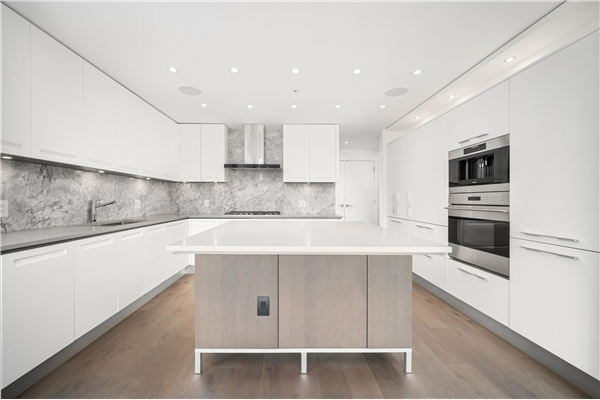 209 6333 W BOULEVARD, Vancouver