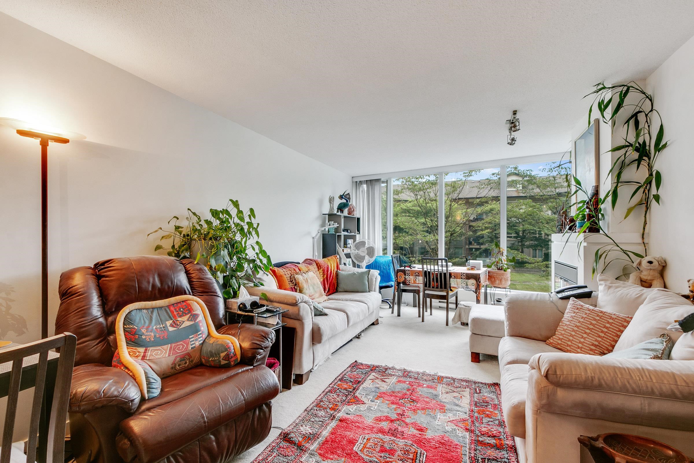 305 660 NOOTKA WAY, #305