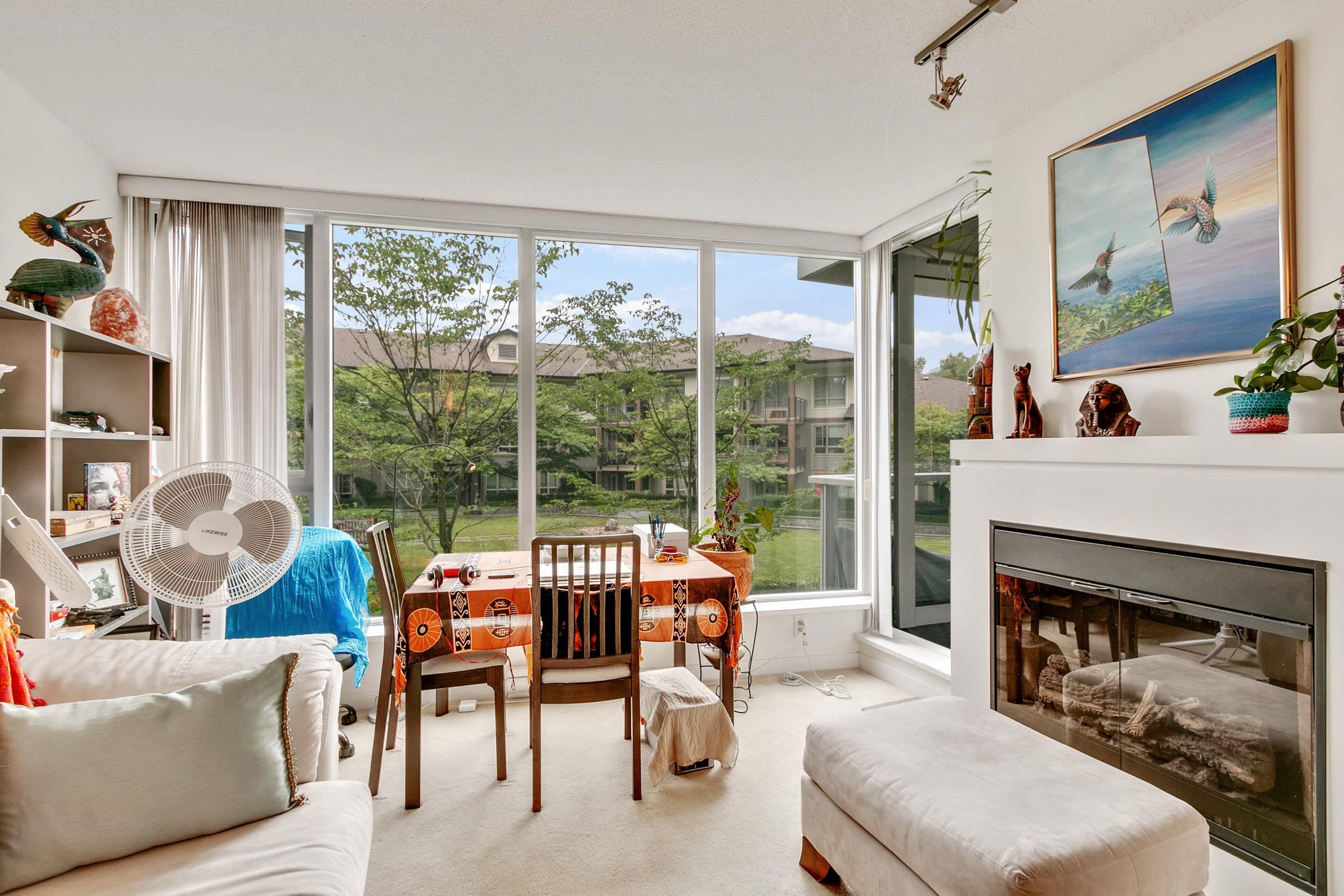 305 660 NOOTKA WAY, #305