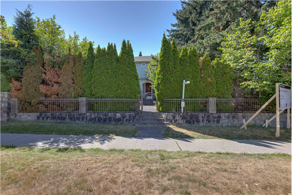 4215 CAMBIE STREET, Vancouver