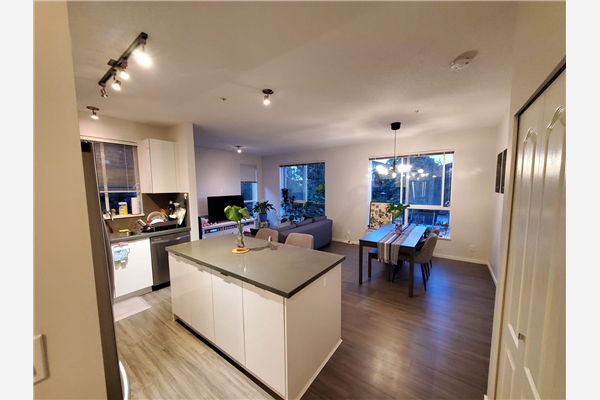 206 3107 WINDSOR GATE, Coquitlam