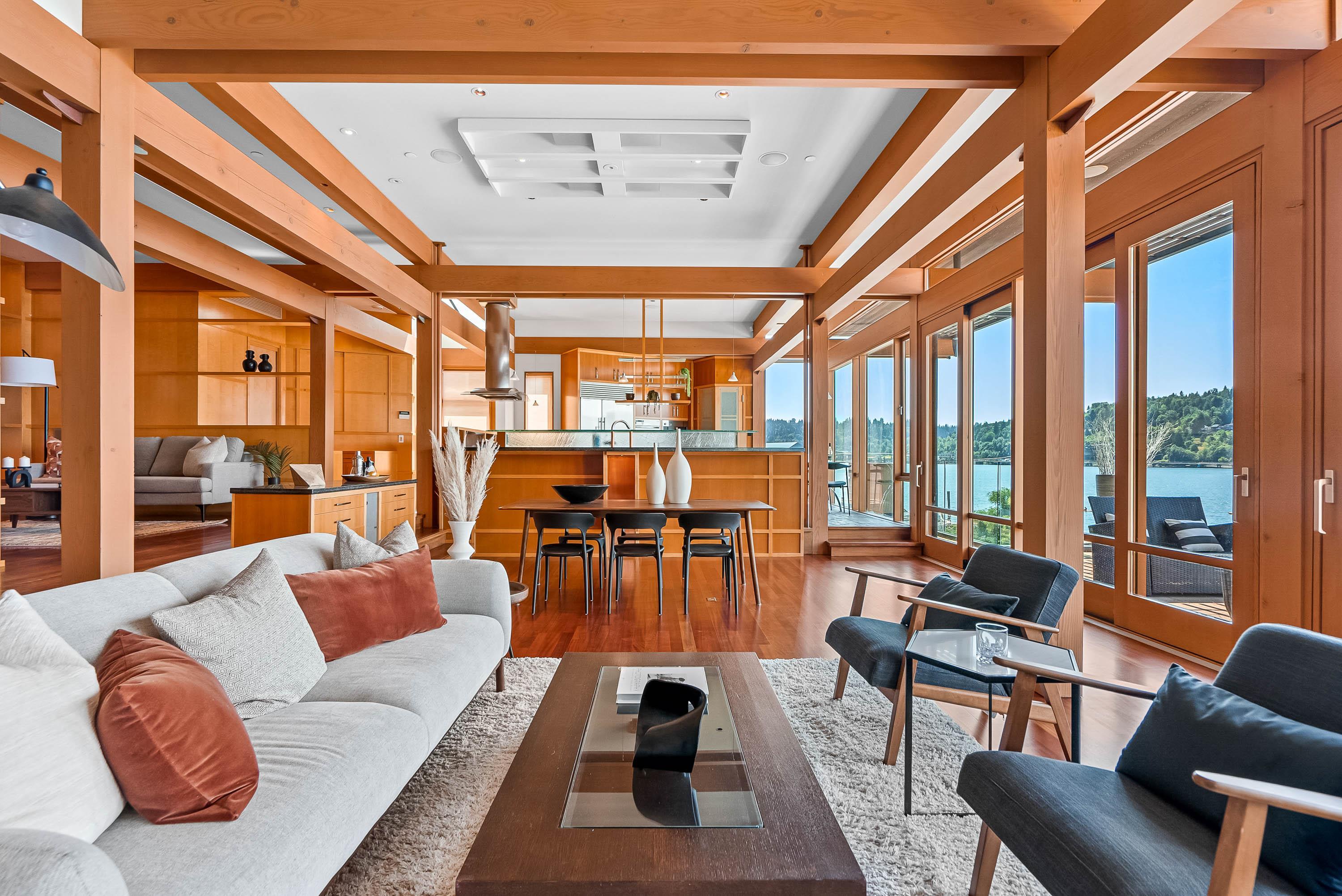 1122 ALDERSIDE ROAD