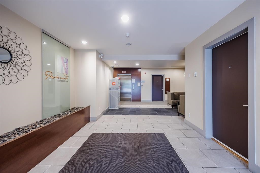 302 6420 194 STREET, #302