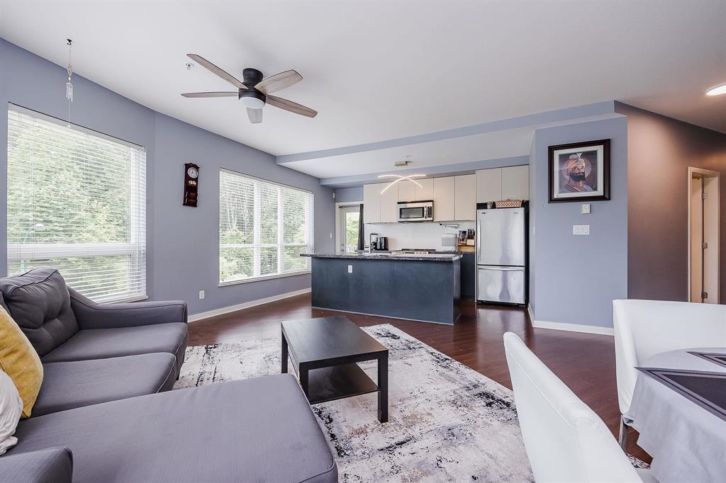 302 6420 194 STREET, #302
