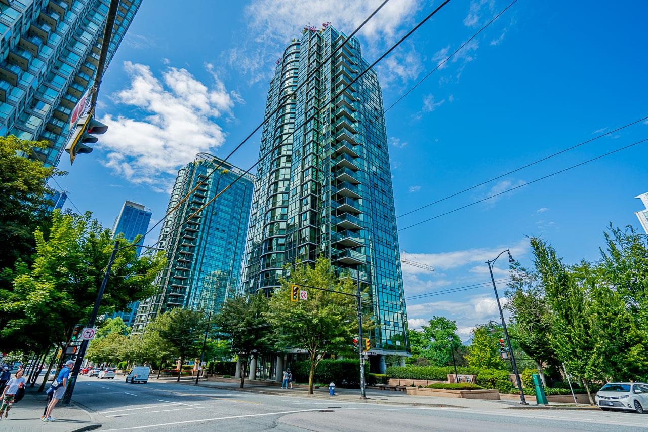 1204 555 JERVIS STREET, #1204