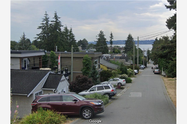 972 FINLAY STREET, White Rock