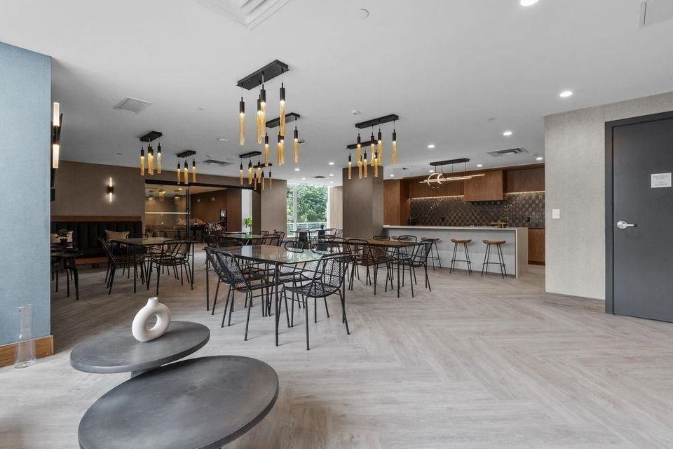 1303 308 MORRISSEY ROAD, #1303