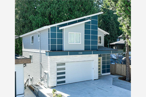 1388 MADORE AVENUE, Coquitlam