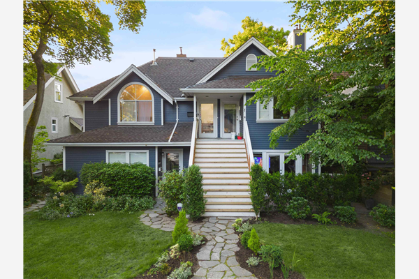 2229 W 13TH AVENUE, Vancouver