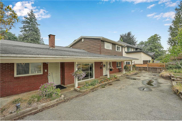 11307 LOUGHREN DRIVE, Surrey