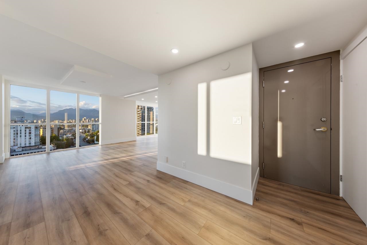 1102 1633 W 10TH AVENUE, #1102