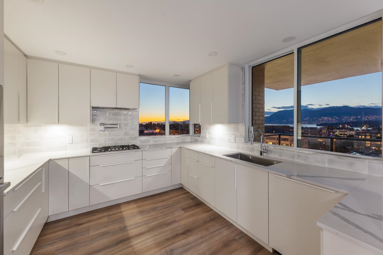 1102 1633 W 10TH AVENUE, #1102