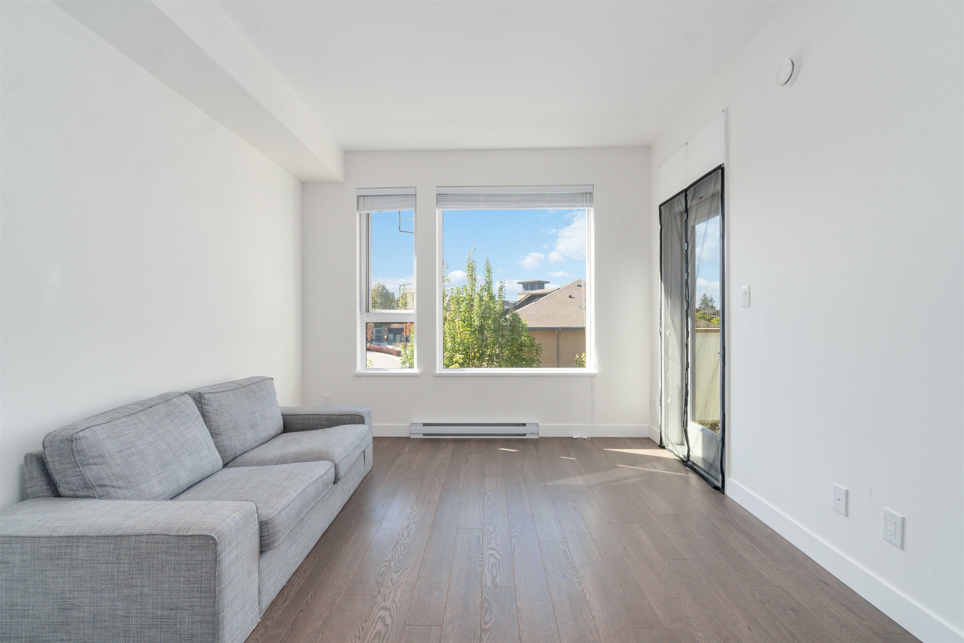 213 8360 DELSOM WAY, #213