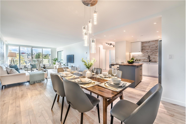 709 522 MOBERLY ROAD, Vancouver