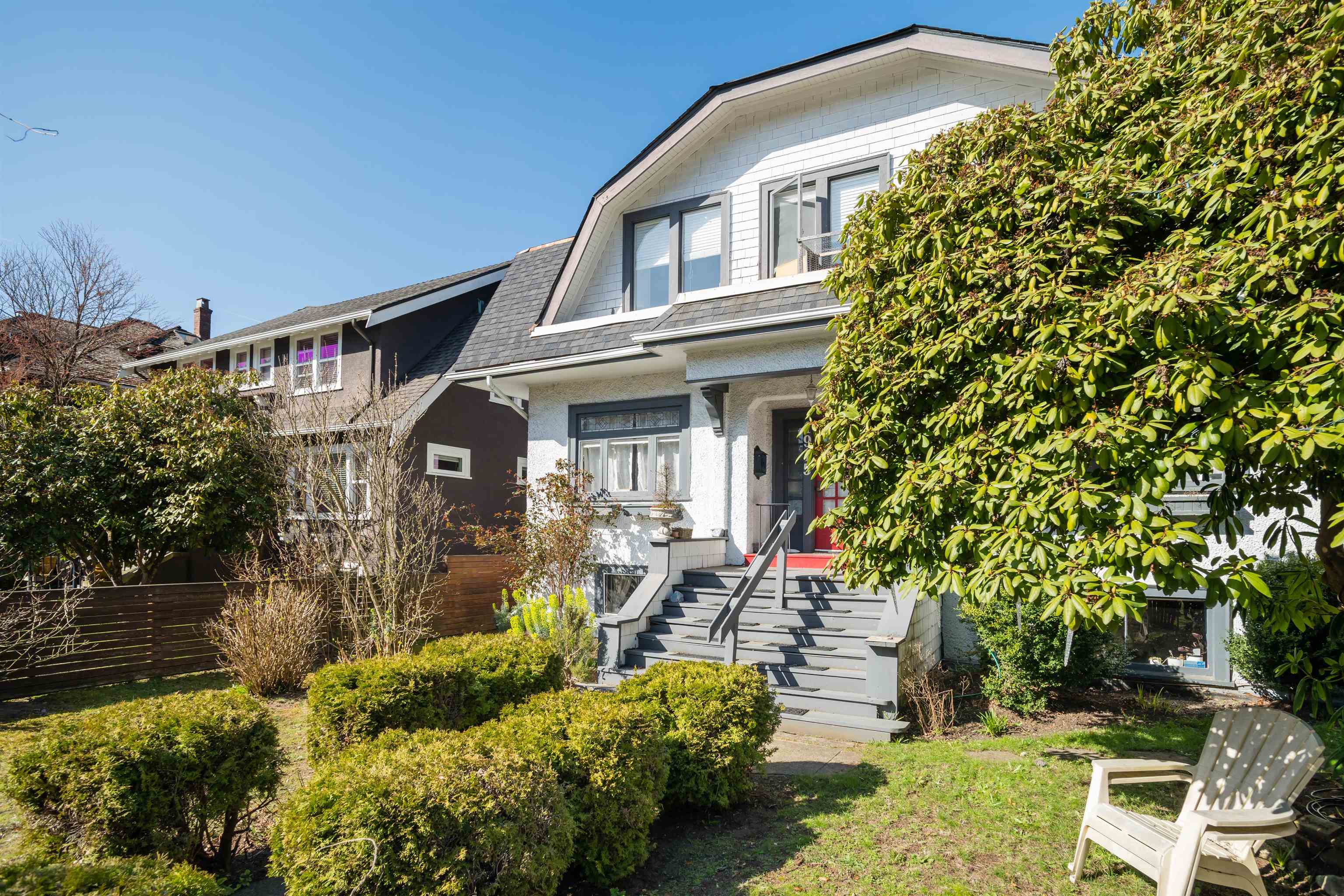 1915 W 16TH AVENUE