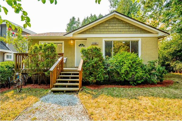 1081 STAYTE ROAD, White Rock