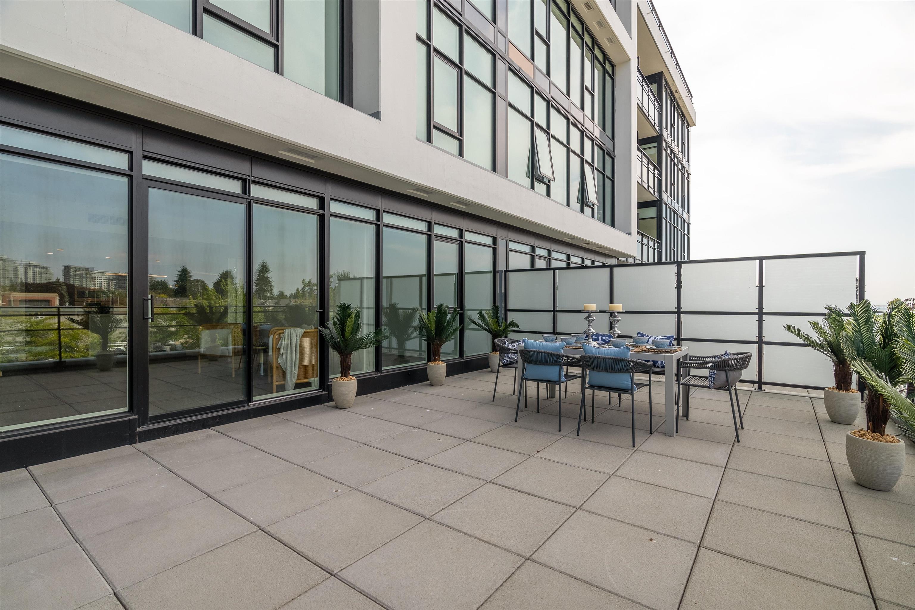 313 1526 FINLAY STREET, #313