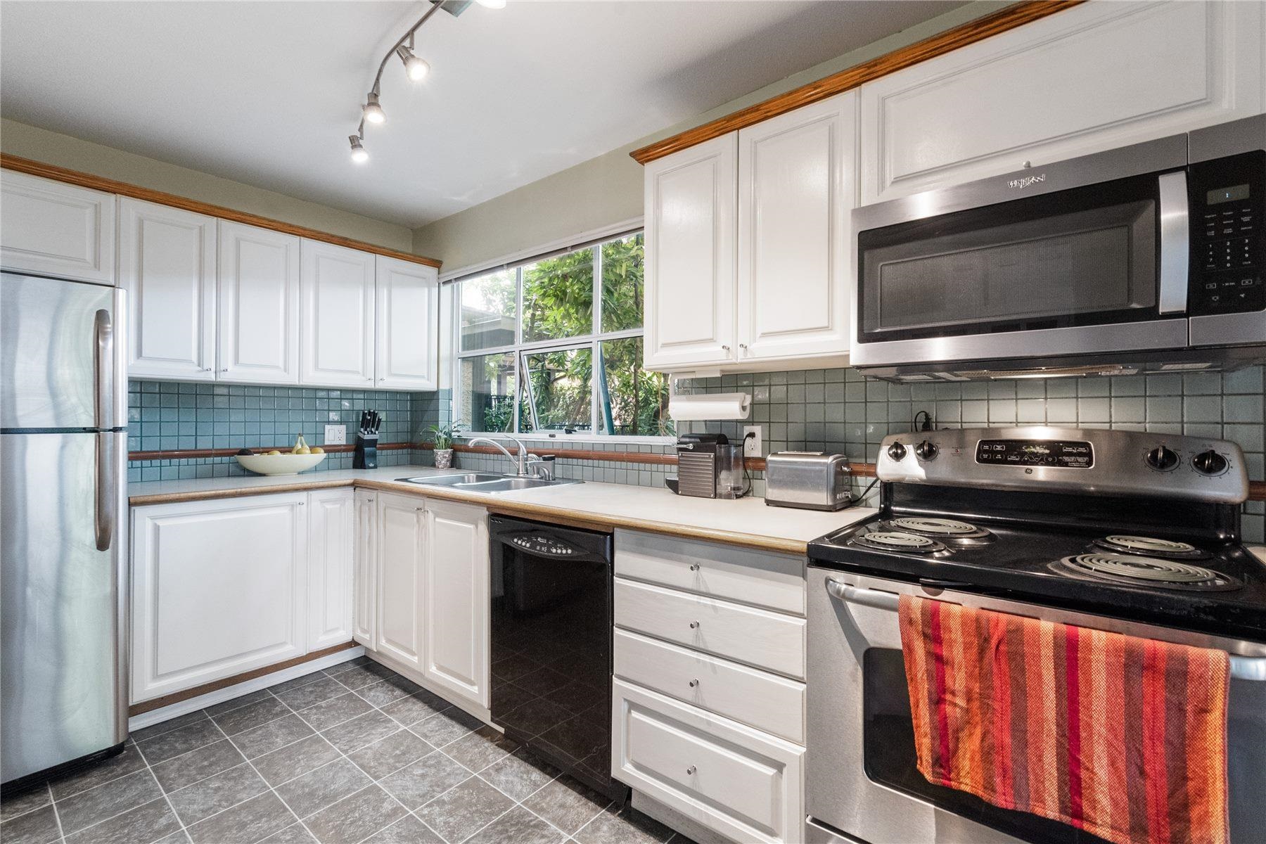 103 3788 W 8TH AVENUE, #103