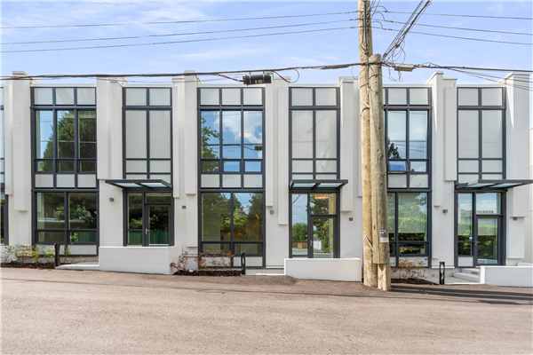 4228 CAMBIE STREET, Vancouver