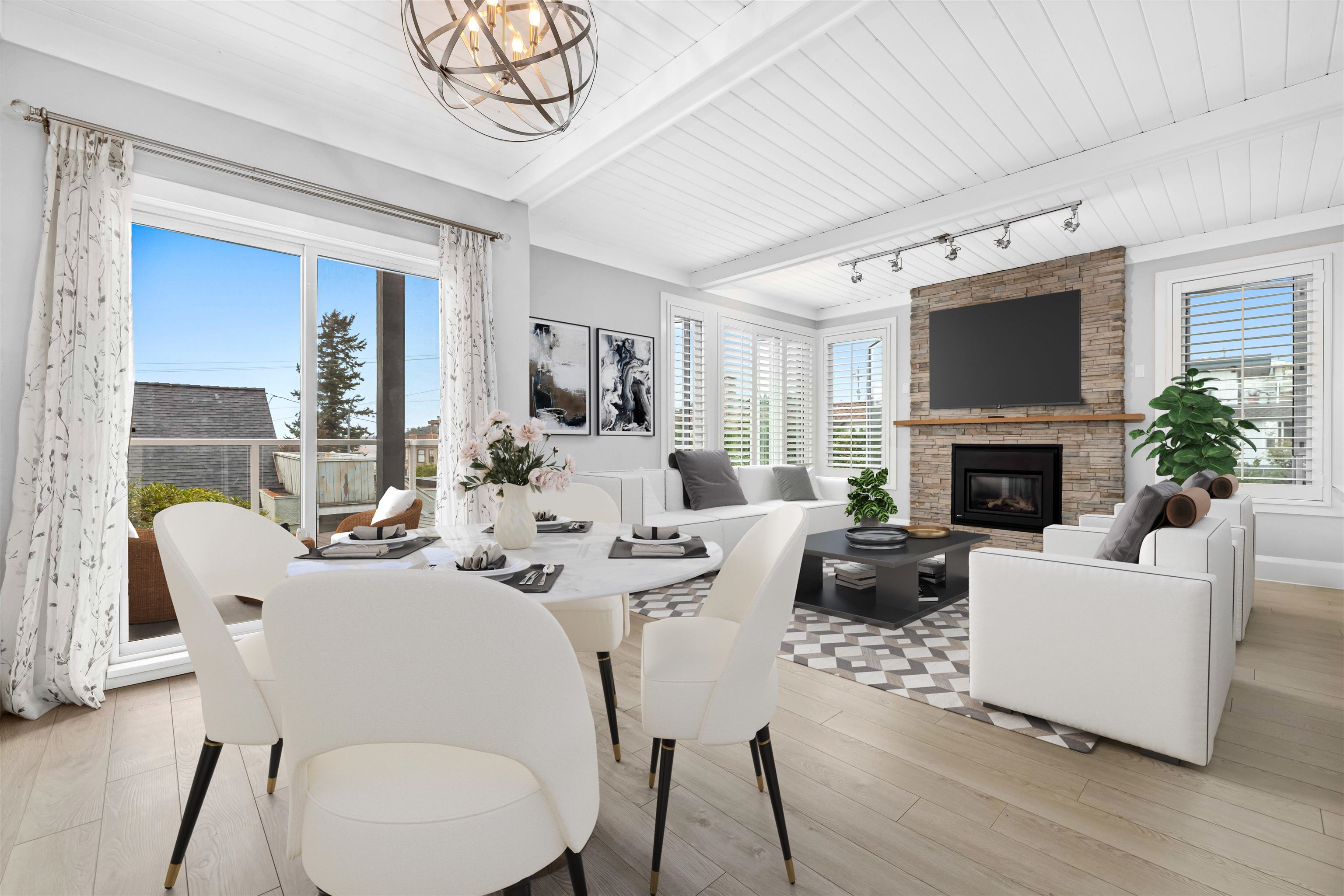 204 15131 BUENA VISTA AVENUE, #204