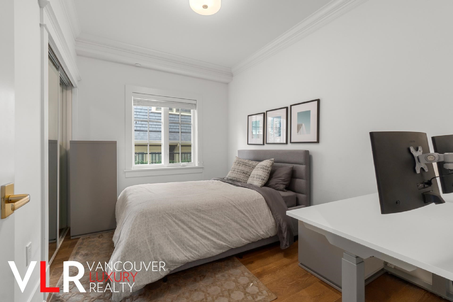 200 1785 W 16TH AVENUE, #200
