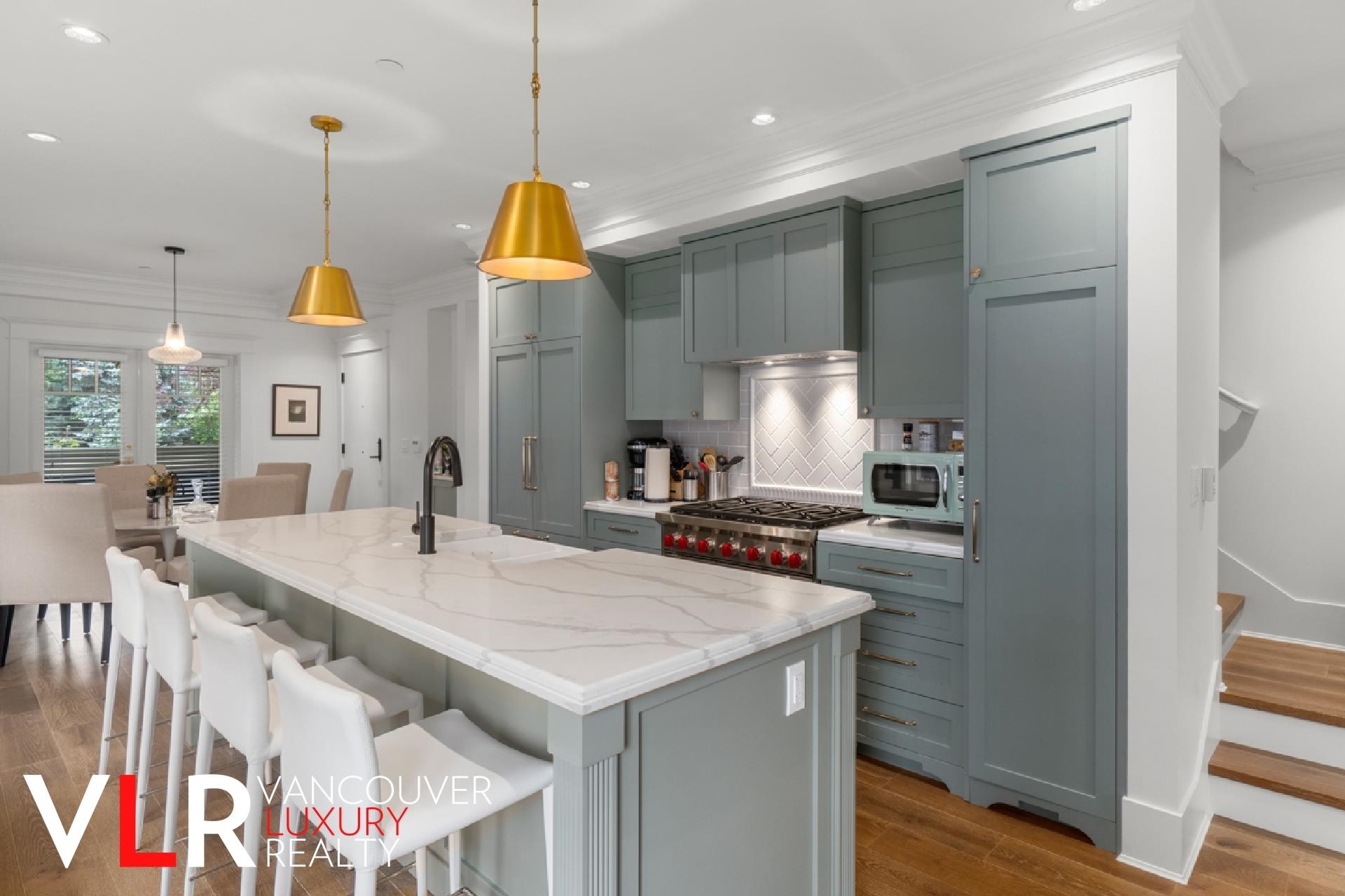 200 1785 W 16TH AVENUE, #200