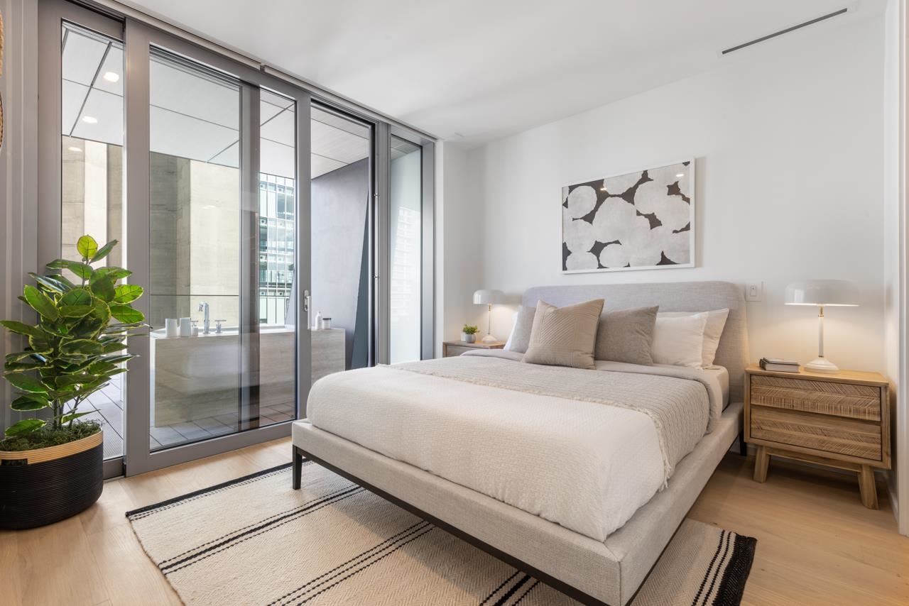 703 1568 ALBERNI STREET, #703