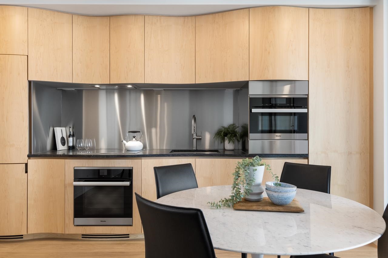 703 1568 ALBERNI STREET, #703