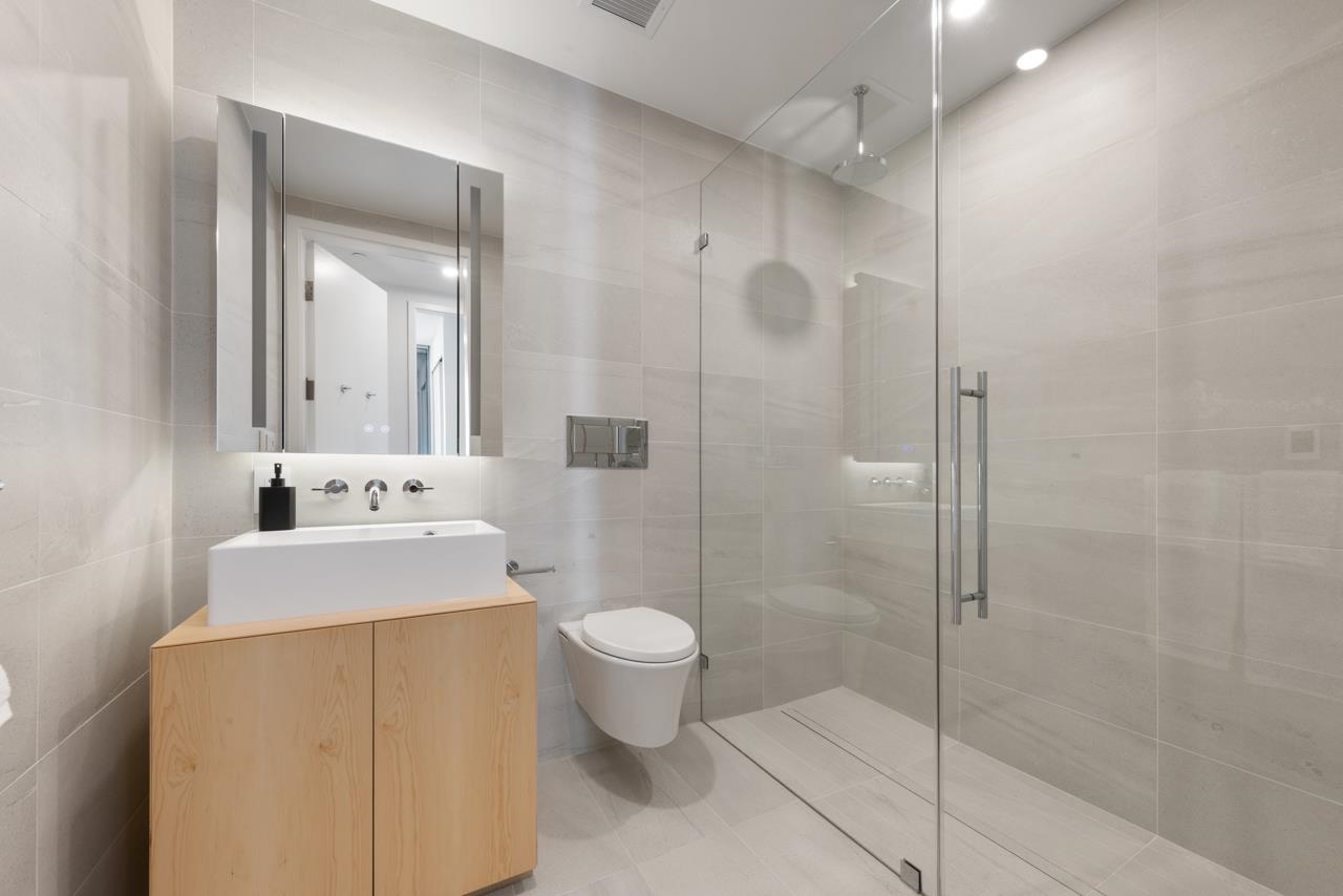703 1568 ALBERNI STREET, #703