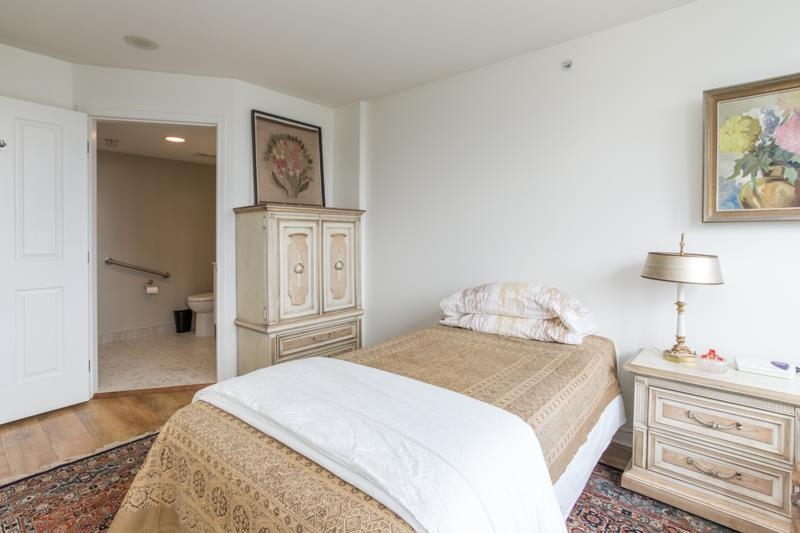 1002 1570 W 7TH AVENUE, #1002