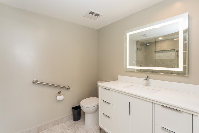 1002 1570 W 7TH AVENUE, #1002