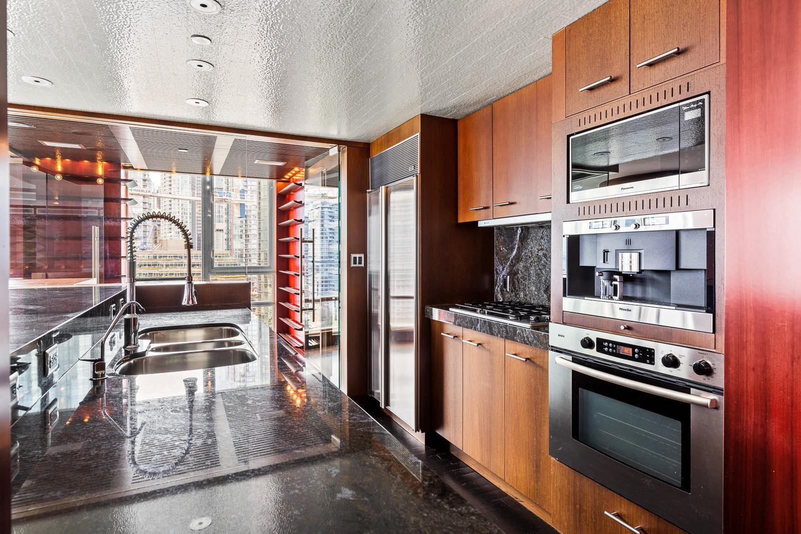 1602 499 BROUGHTON STREET, #1602