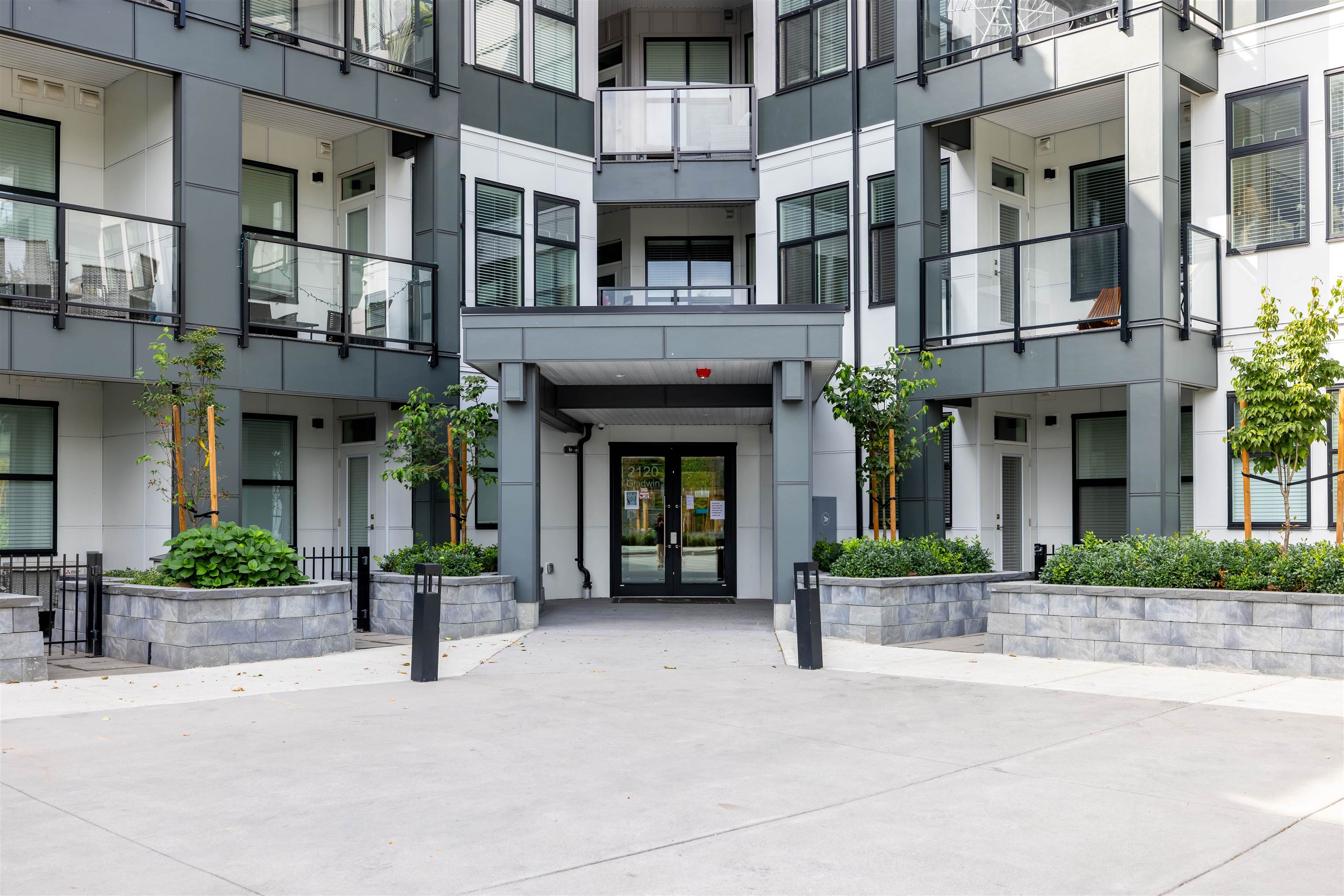 304 2120 GLADWIN ROAD, #304