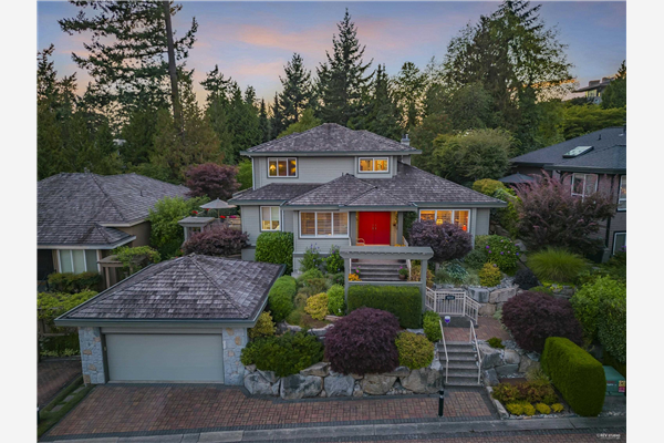 4838 MEADFEILD CLOSE, West Vancouver