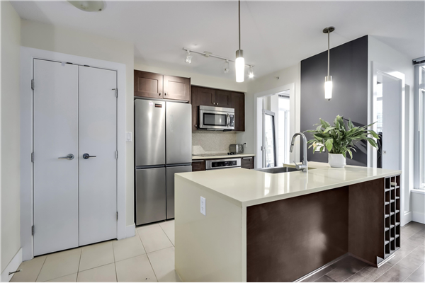 1904 888 HOMER STREET, Vancouver