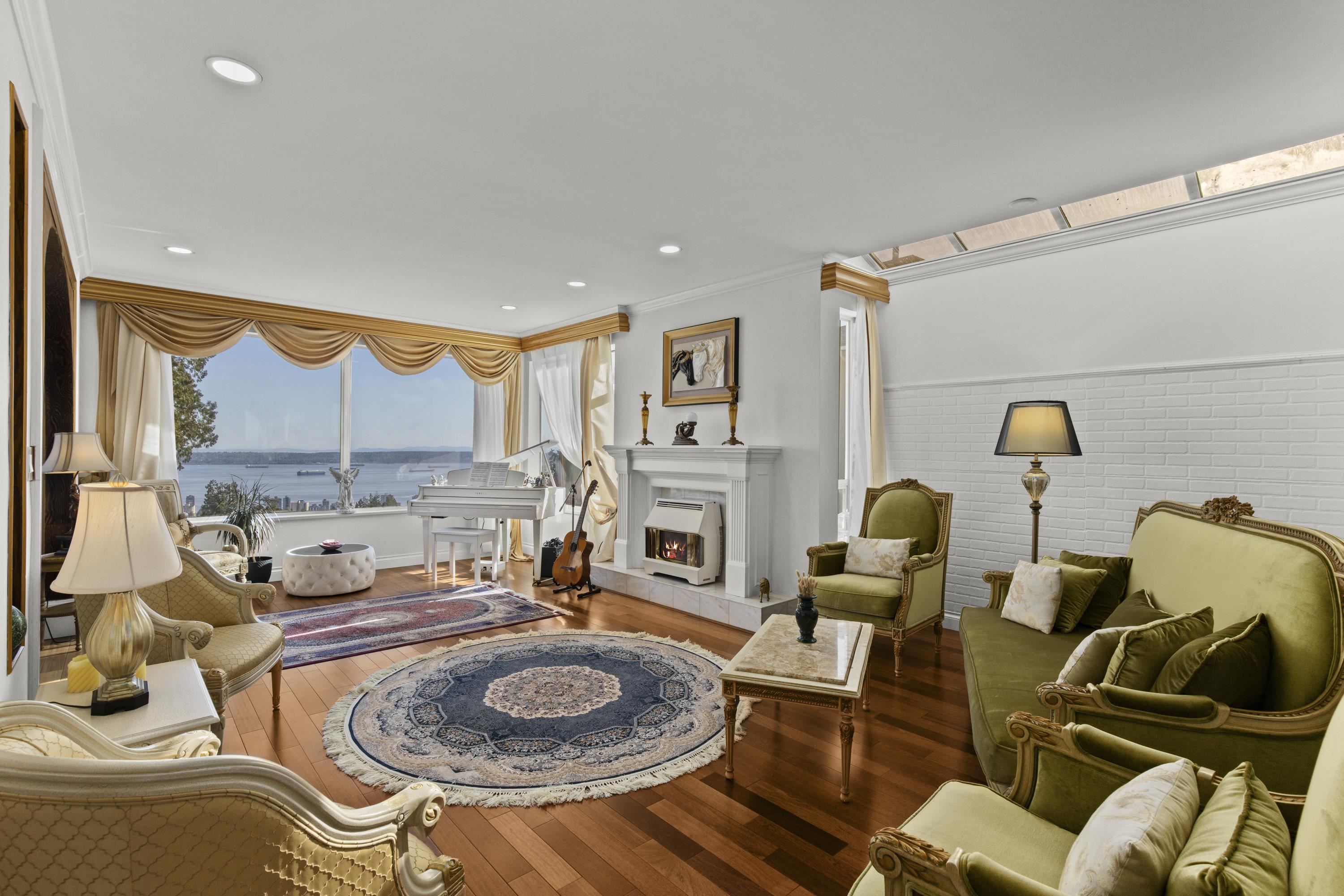 2206 WESTHILL DRIVE