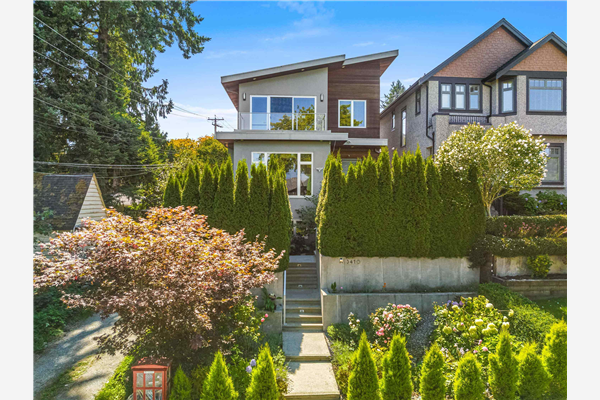 3410 W 15TH AVENUE, Vancouver