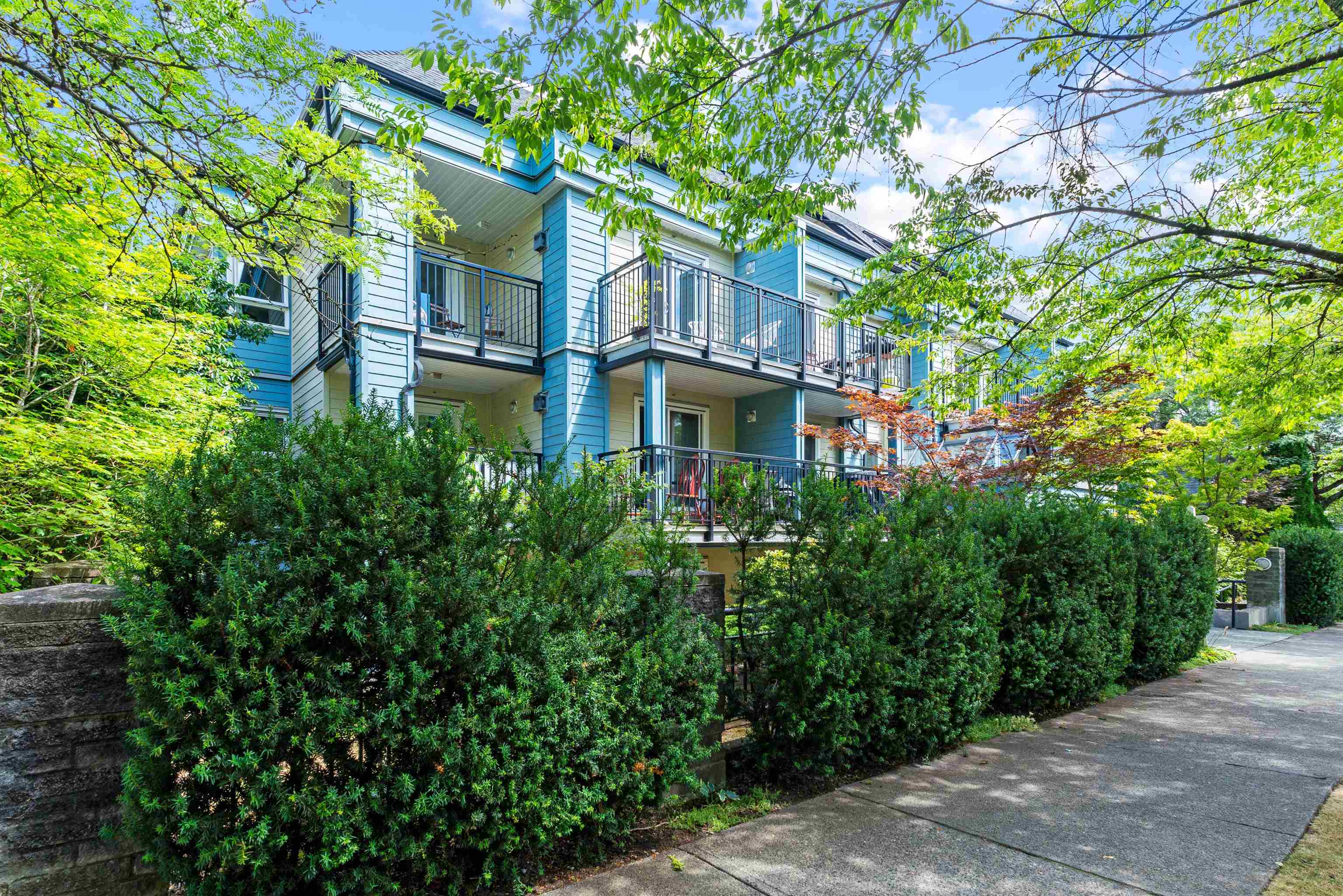 204 863 W 16TH AVENUE, #204