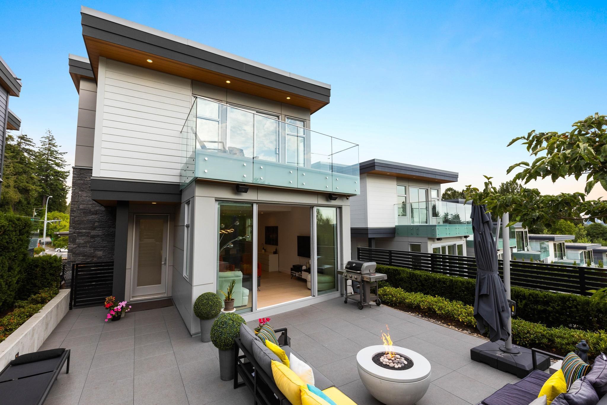 572 ARTHUR ERICKSON PLACE