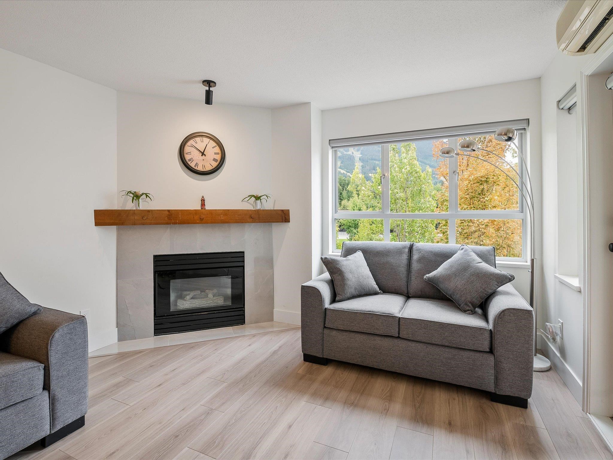 339 4350 LORIMER ROAD, #339