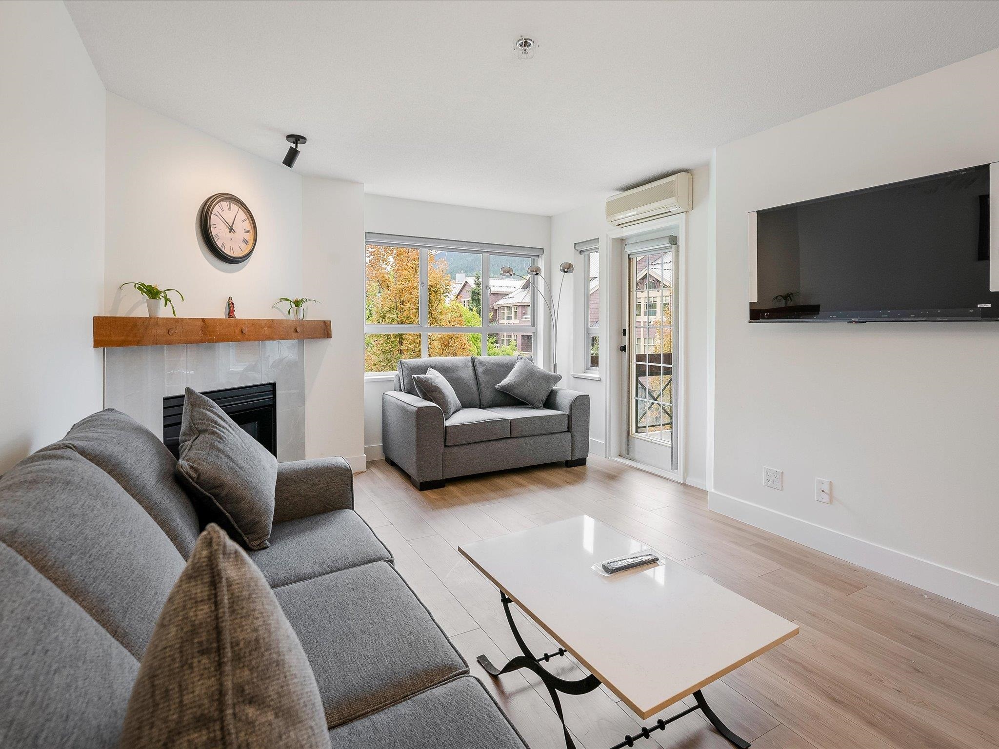 339 4350 LORIMER ROAD, #339