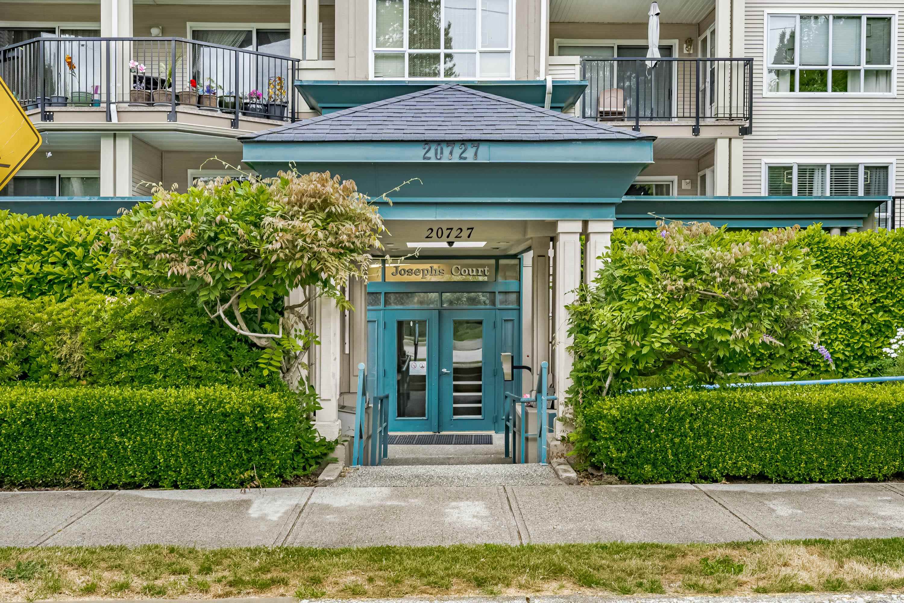 303 20727 DOUGLAS CRESCENT, #303