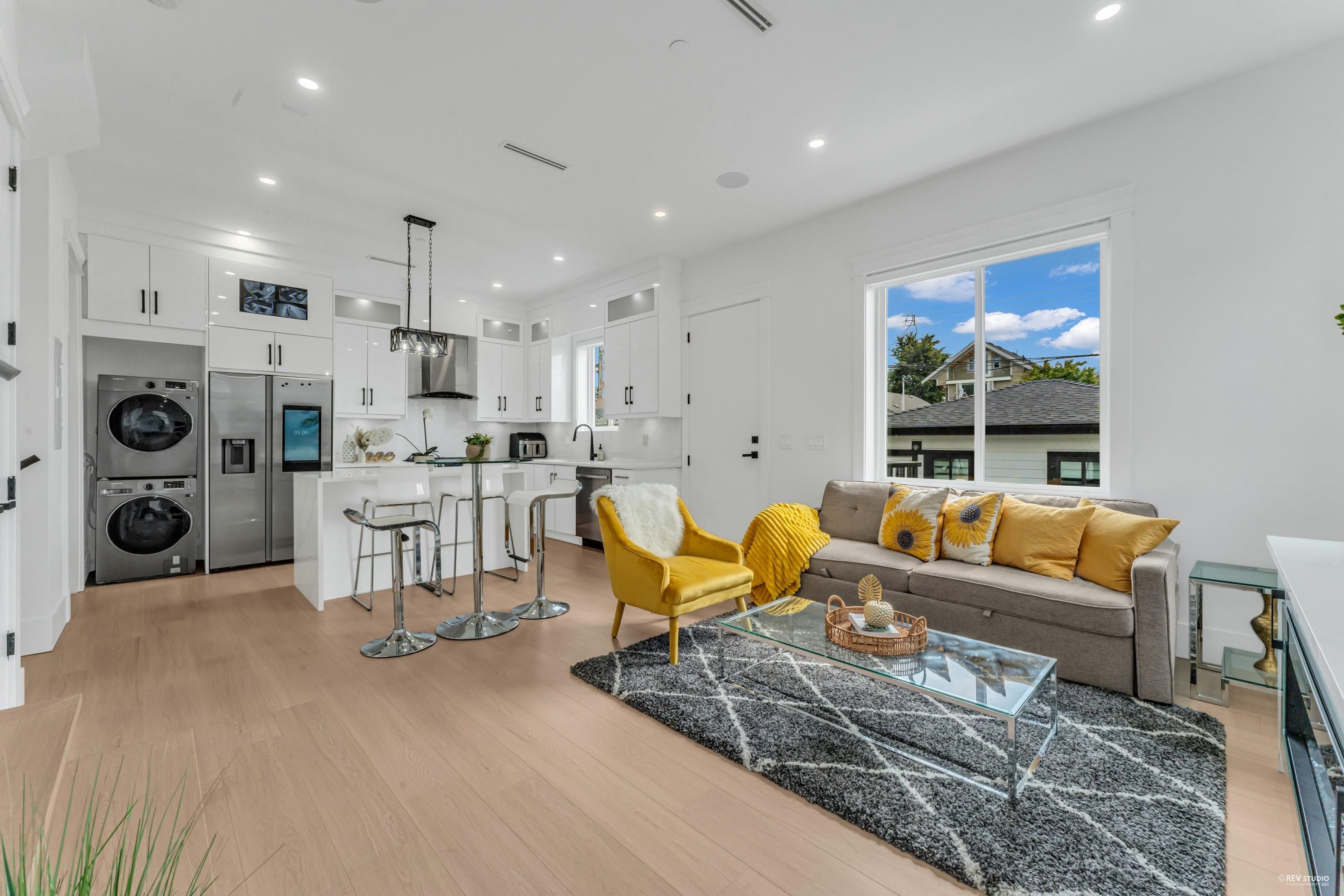3440 PANDORA STREET