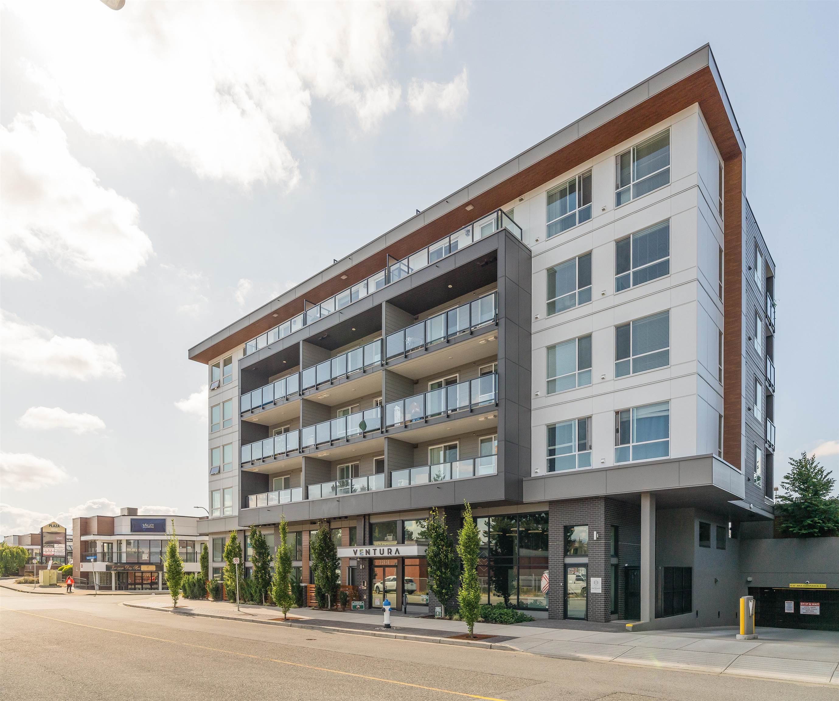 407 32838 VENTURA AVENUE, #407