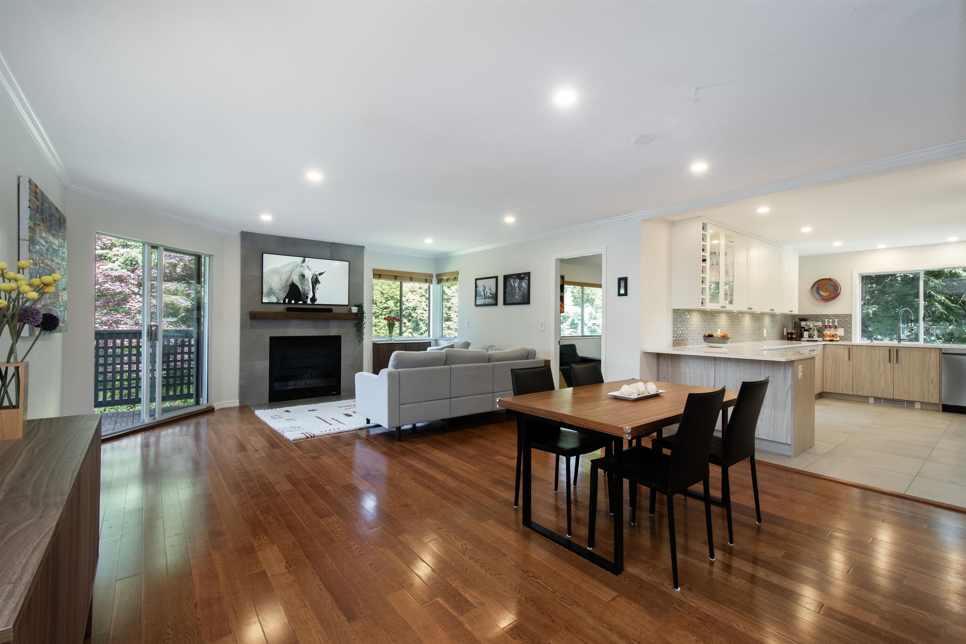 2 3634 GARIBALDI DRIVE, #2