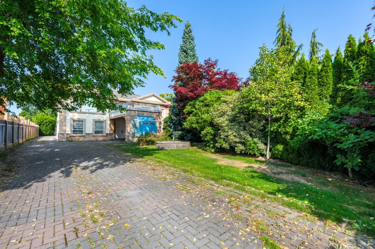 5855 GIBBONS DRIVE
