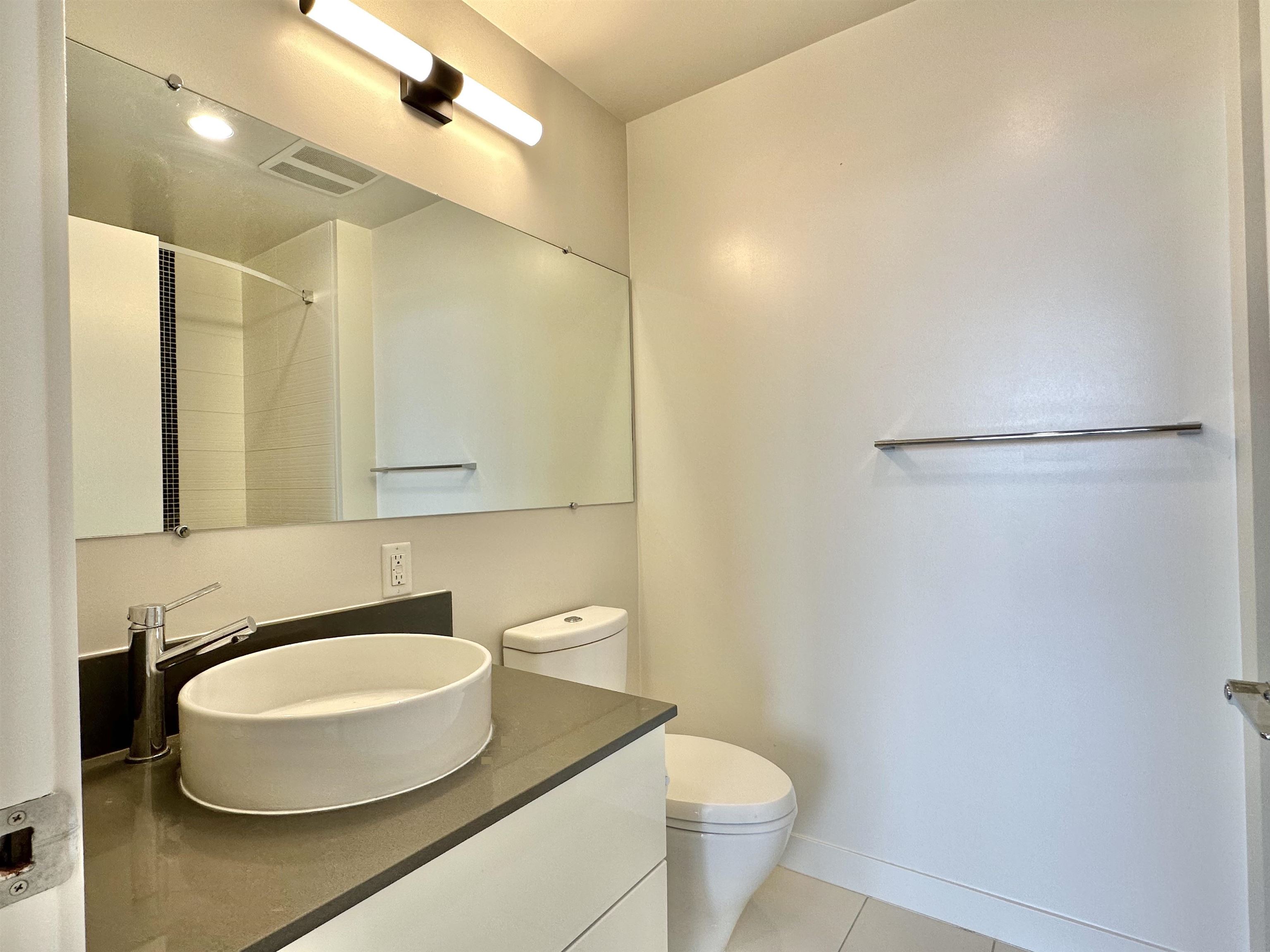 802 2788 PRINCE EDWARD STREET, #802
