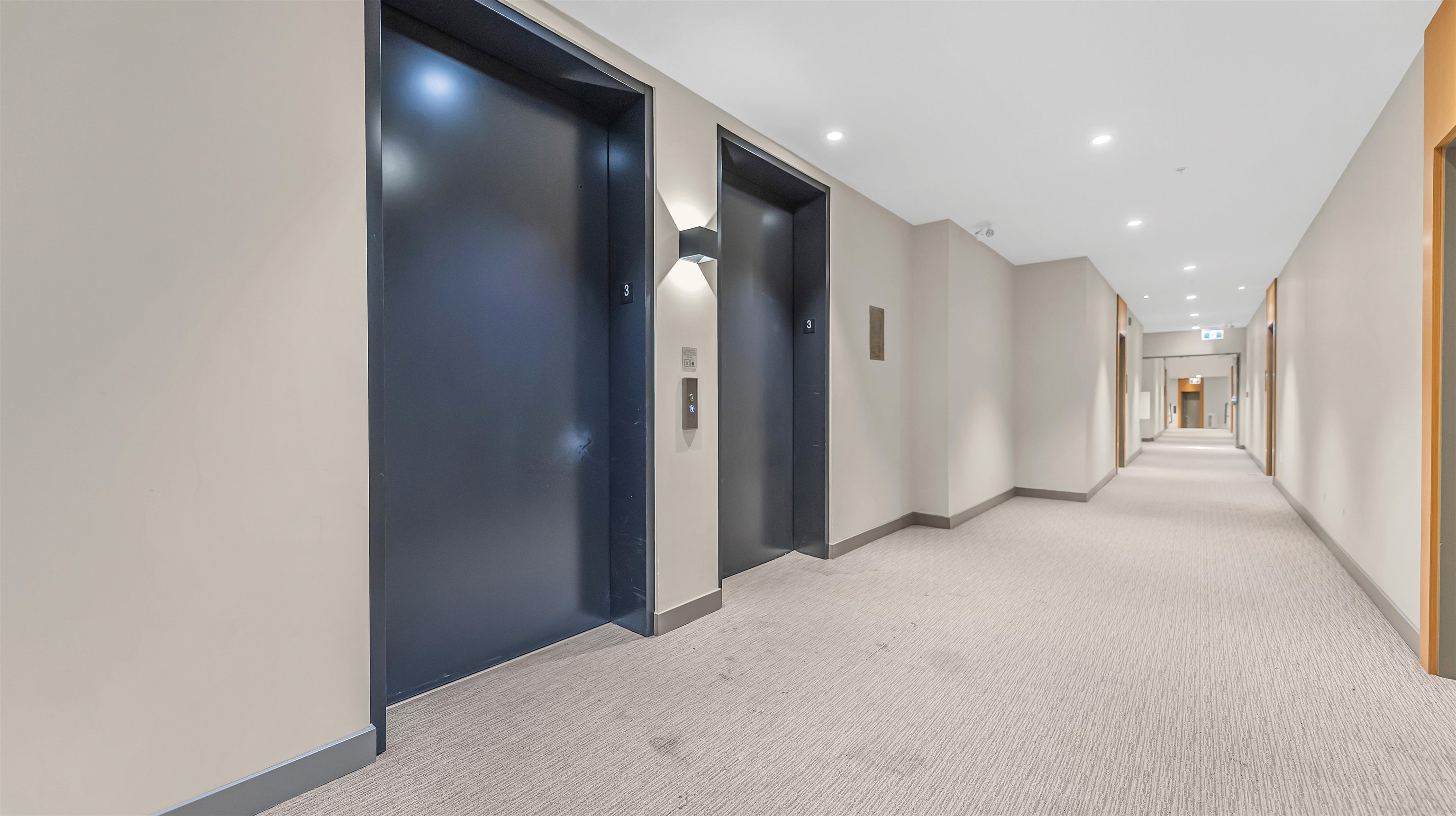 316 3581 ROSS DRIVE, #316