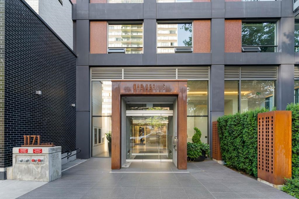 702 1171 JERVIS STREET, #702