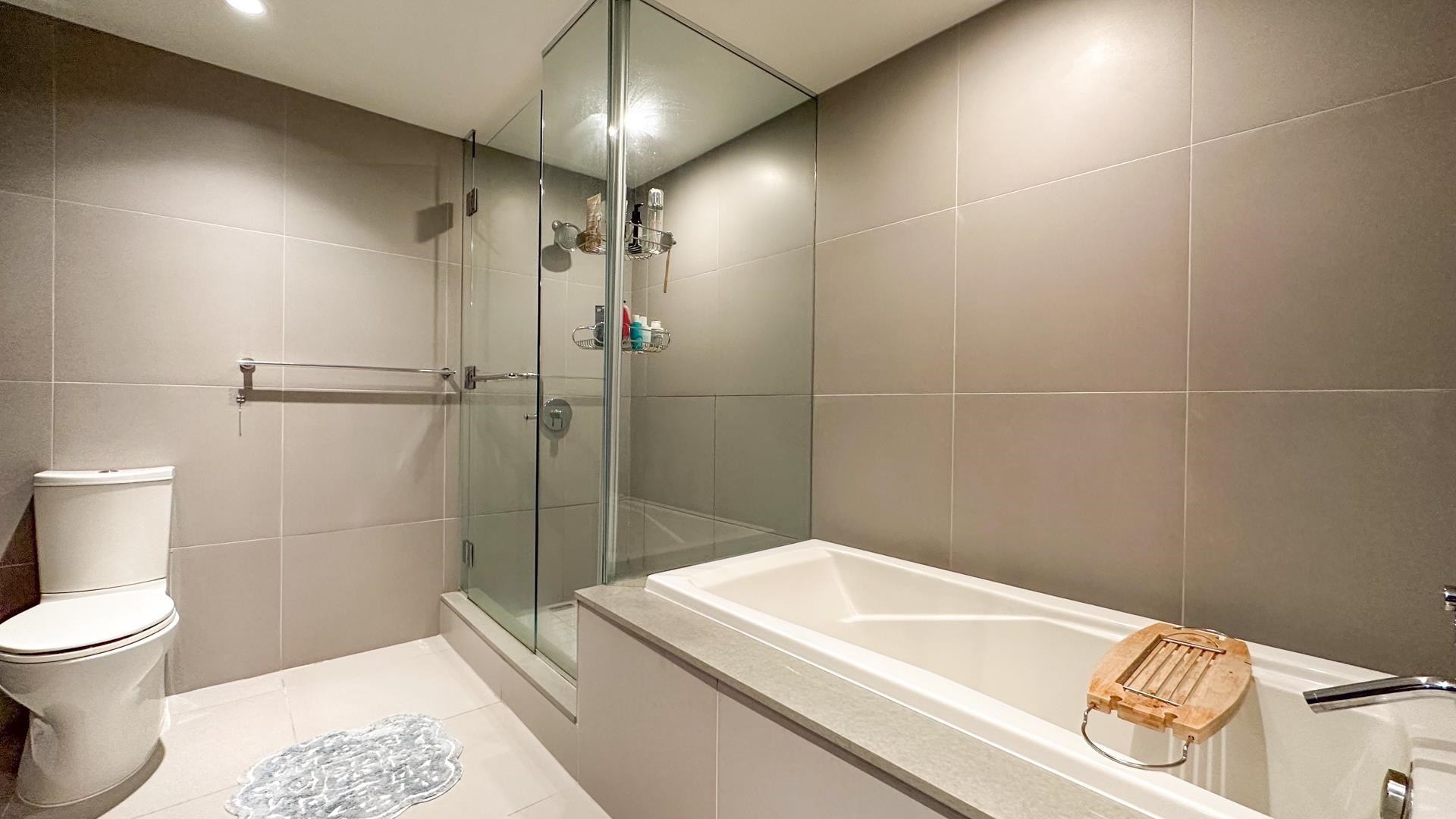 902 2411 HEATHER STREET, #902